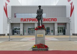 ​Памятник маршалу Советского Союза И.С. Коневу был открыт в военно-патриотическом парке
